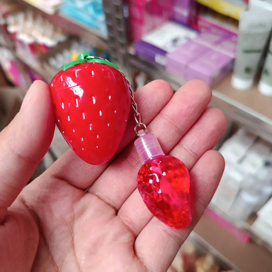 Bálsamo y Brillo Labial 2 en 1 de Frutilla Magic Your Life — Hidratación y Brillo